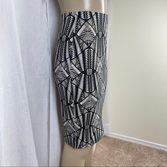 🚫SOLD🚫 NWT Black White Taupe Body Con Skirt Art Deco Print High Waist Midi - Picture 4 of 16